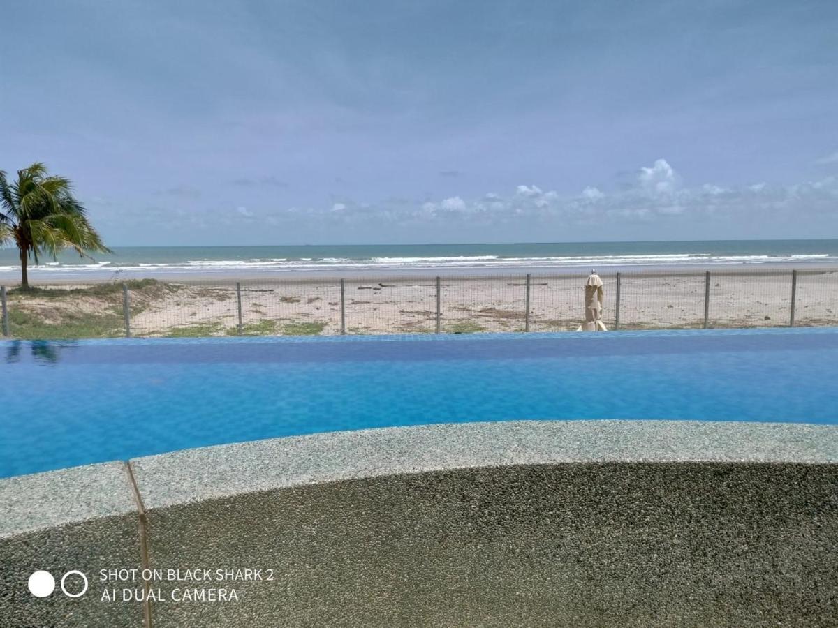 Casa Raudhah @ Timurbay Seafront Residence Kampung Sungai Karang Екстер'єр фото